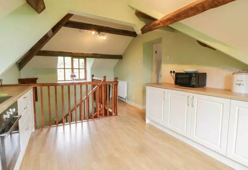 Hen Ysgubor Cottage