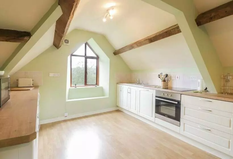 Hen Ysgubor Cottage