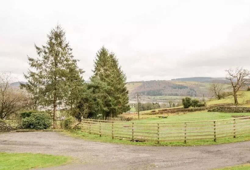 Hen Ysgubor Cottage
