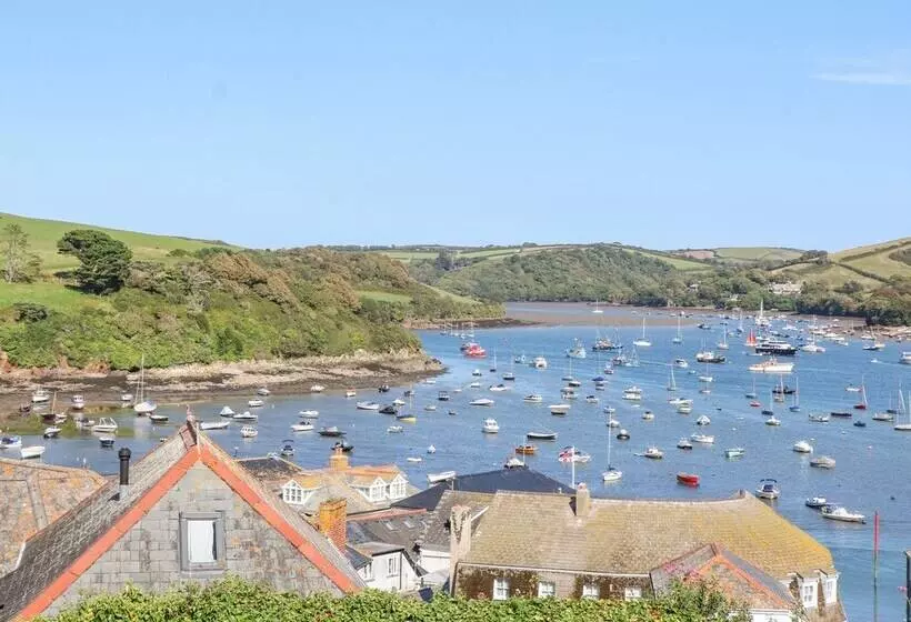 Marine Cottage