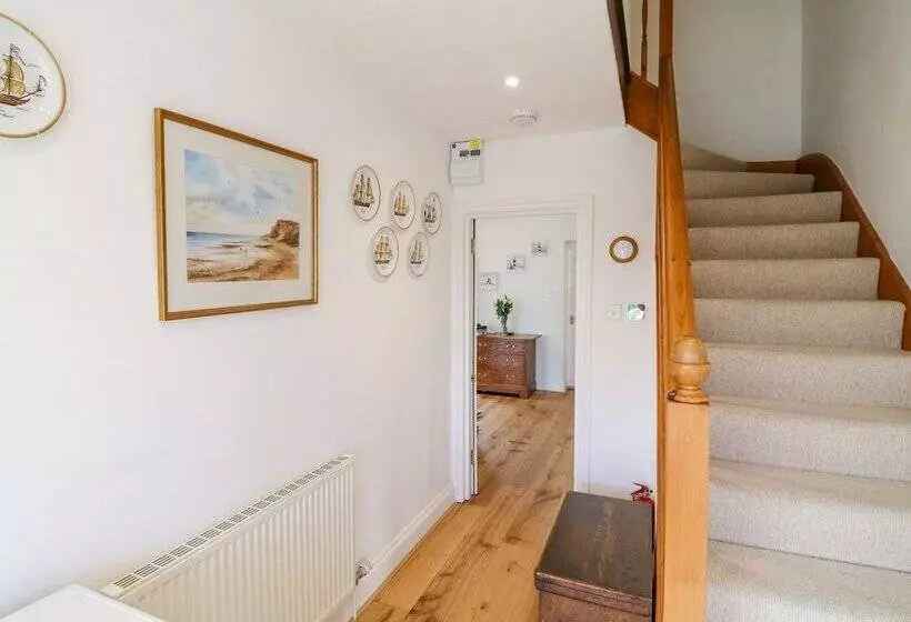 Marine Cottage