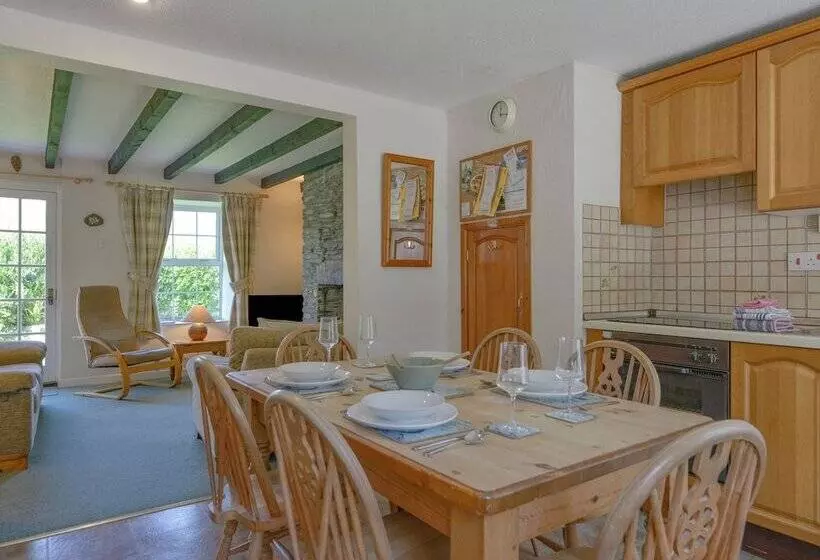 Primrose Cottage