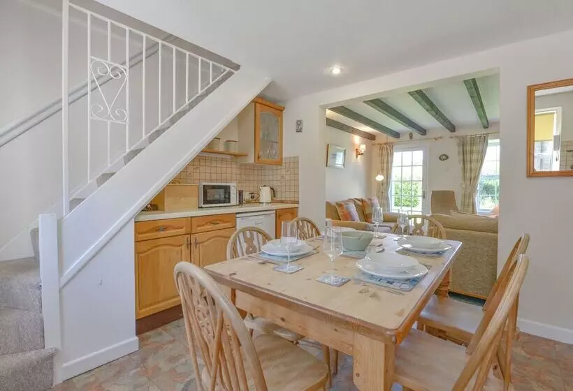 Primrose Cottage