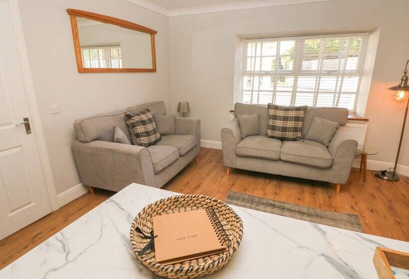 South Beach At The Hideaway