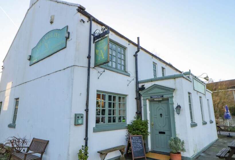 The Byre, Sedbury Park Farm