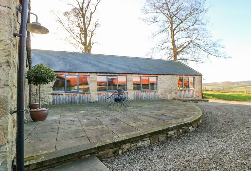 The Byre, Sedbury Park Farm