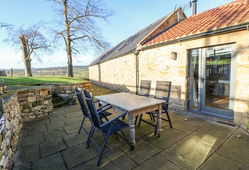 The Byre, Sedbury Park Farm