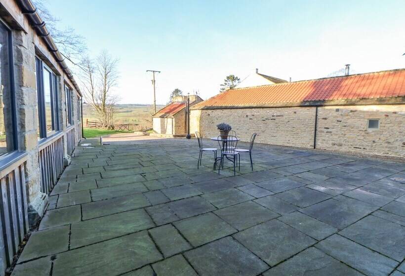 The Byre, Sedbury Park Farm