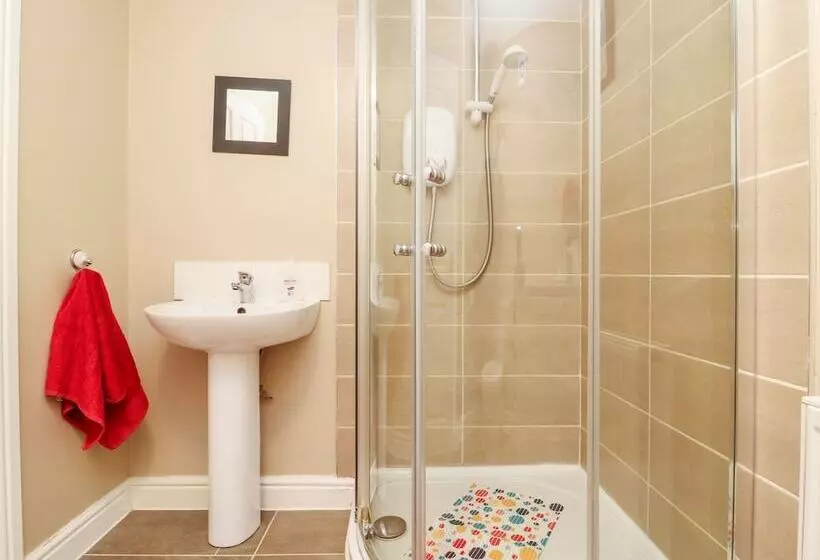 2 Pines Farm Cottages