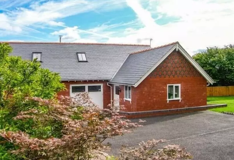 Douglas Cottage