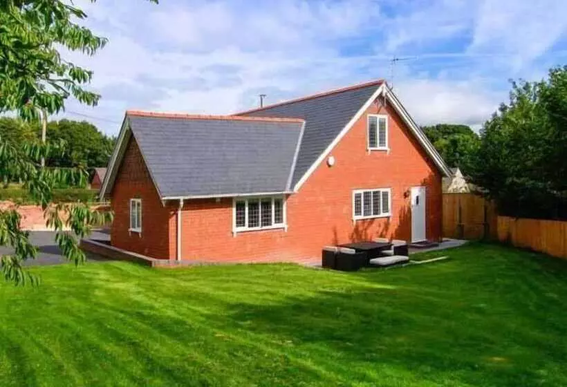 Douglas Cottage