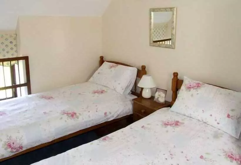 Downsdale Cottage