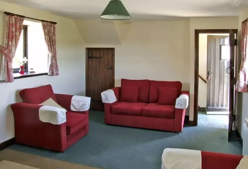 Downsdale Cottage