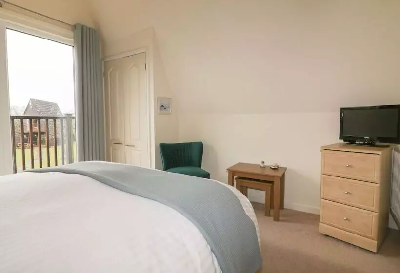Lodge 22, Bodmin Holiday Park, Cornwall