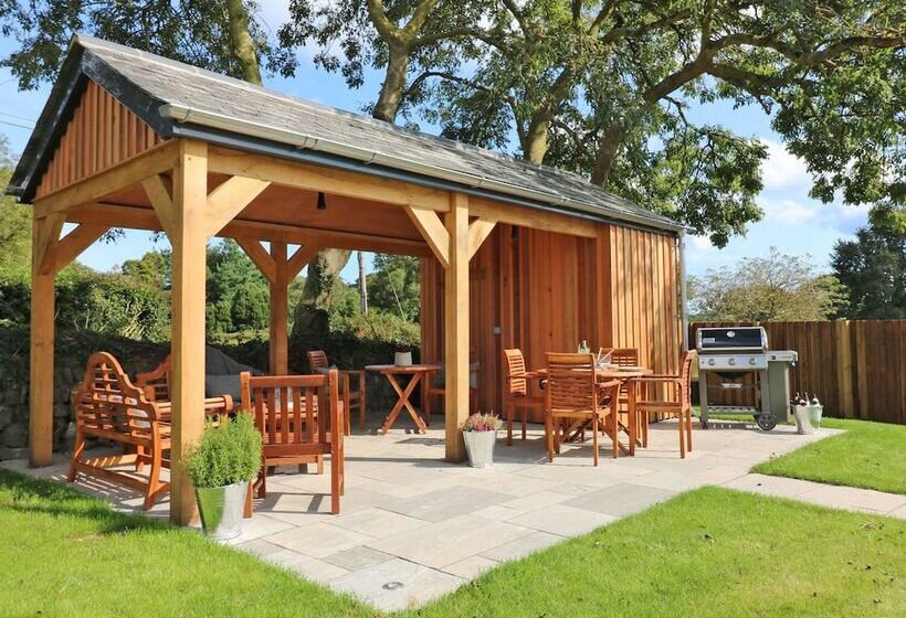 Long House, Boskensoe Barns