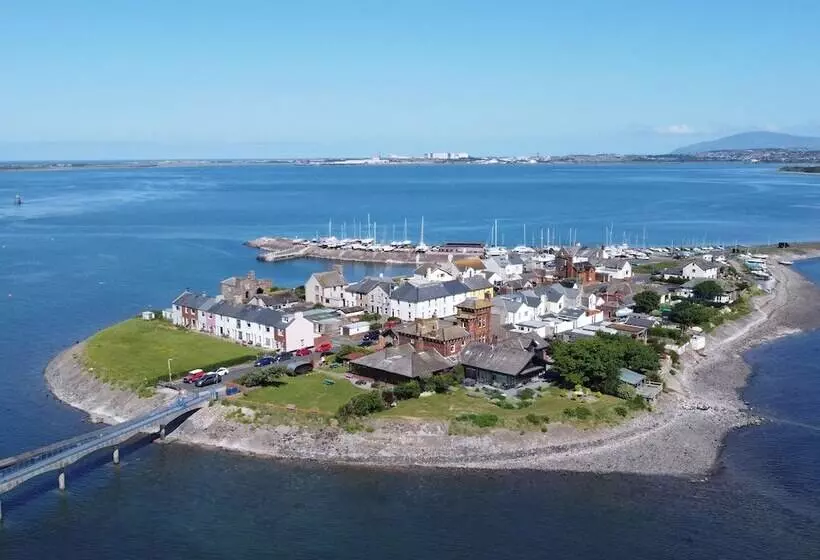 Roa Island House