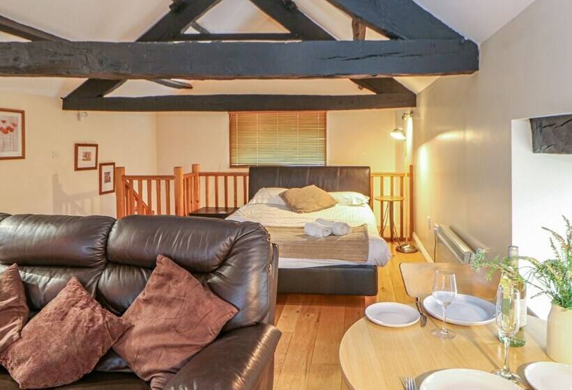 The Annex   Eden House