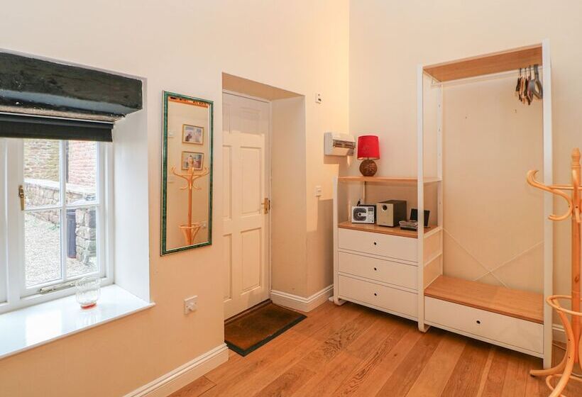 The Annex   Eden House