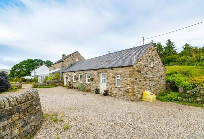 The Byre At High Watch