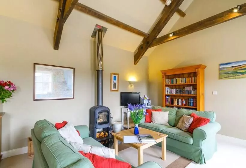 The Byre At High Watch