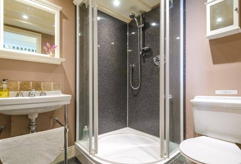 The Byre At High Watch