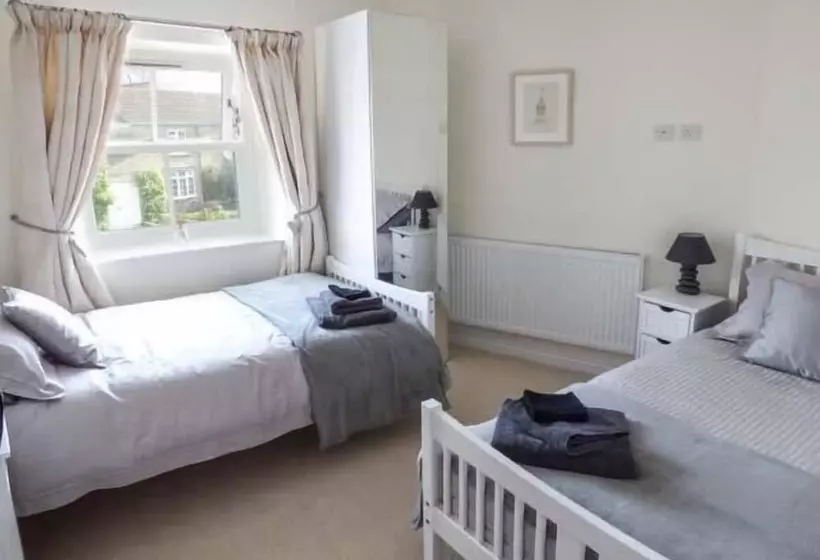 1 Countryman Inn Cottages