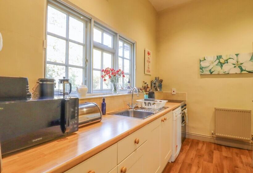 The Garden Flat At Holbecks House