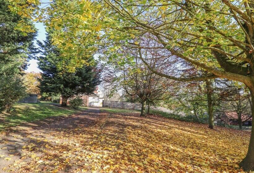 The Garden Flat At Holbecks House