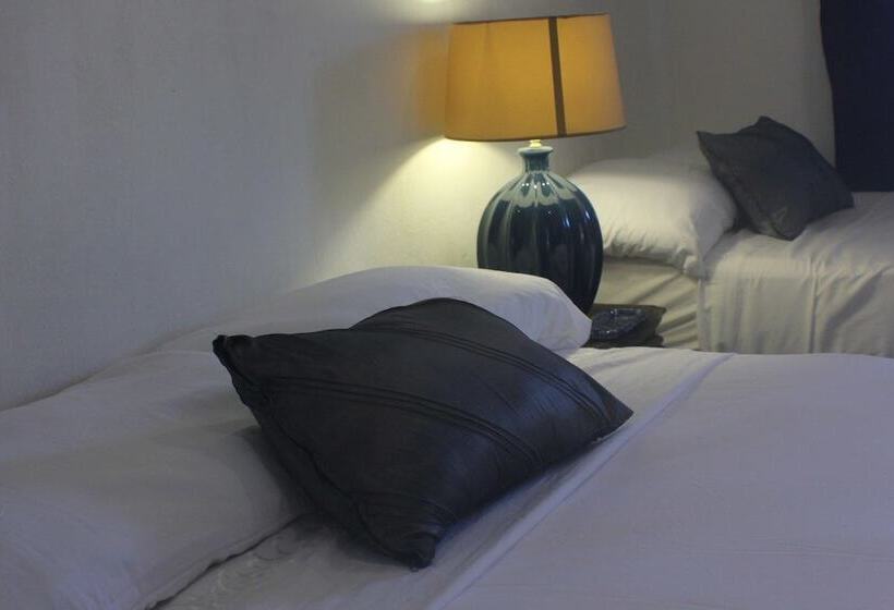 هاستل Hostal La Casa De Izel