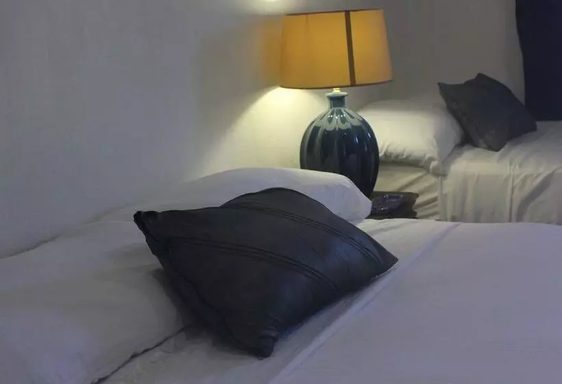 هاستل Hostal La Casa De Izel