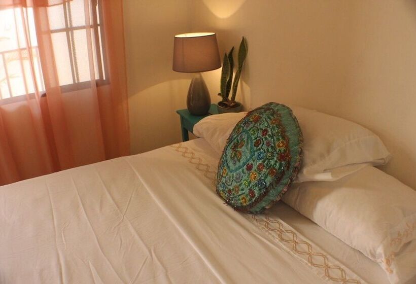 هاستل Hostal La Casa De Izel