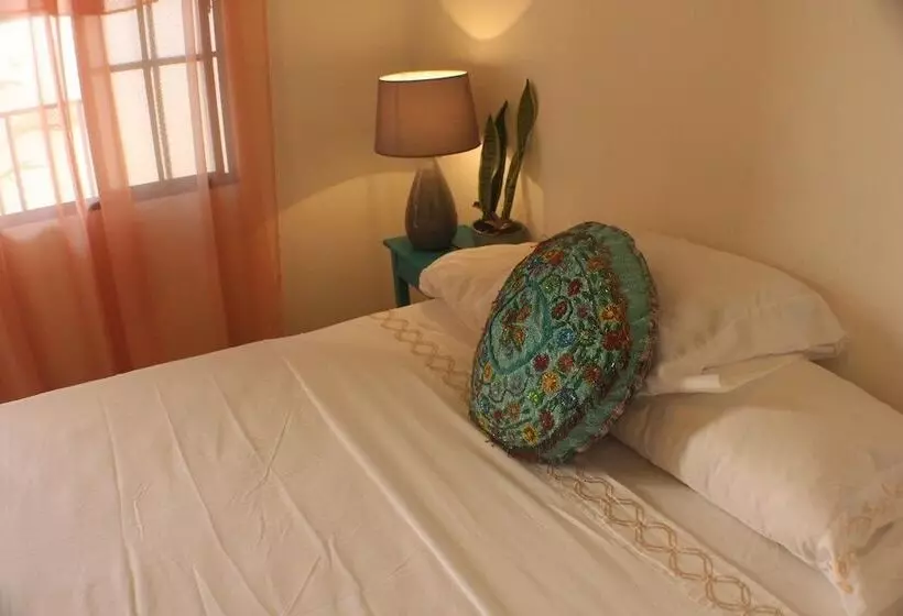 هاستل Hostal La Casa De Izel