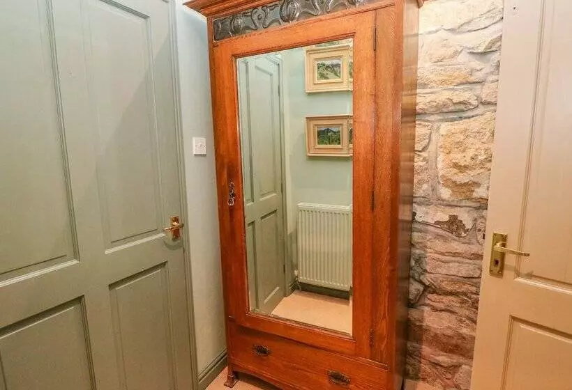 Barn Cottage