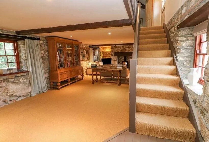 Barn Cottage