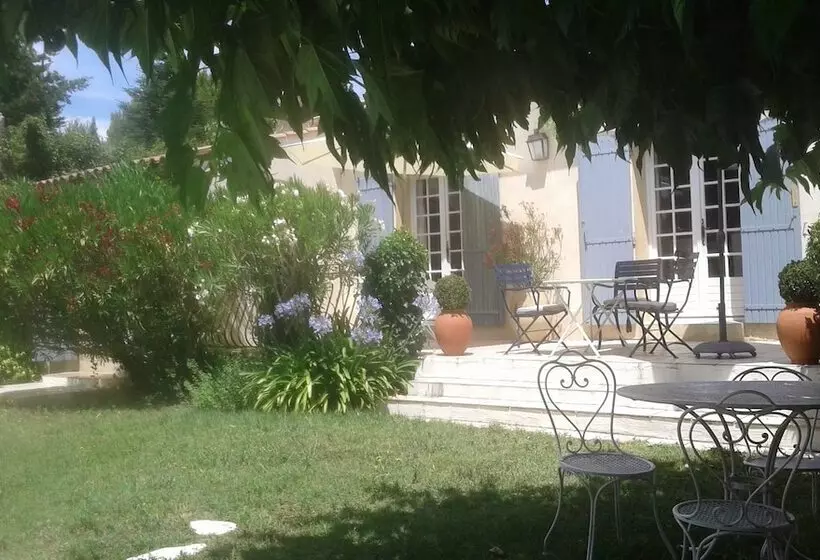 Aamiaismajoitus (B&B) Chambres D Hôtes De Vérédème