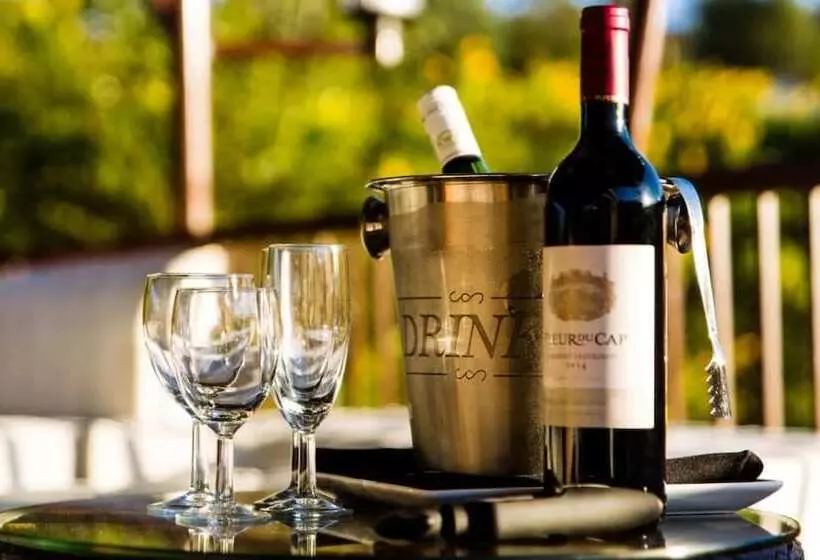 تختخواب و صبحانه Emfuleni Lifestyle