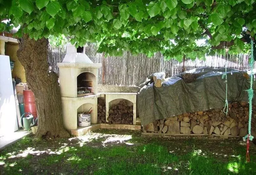 ベッドアンドブレックファースト Gîte Des Figourières