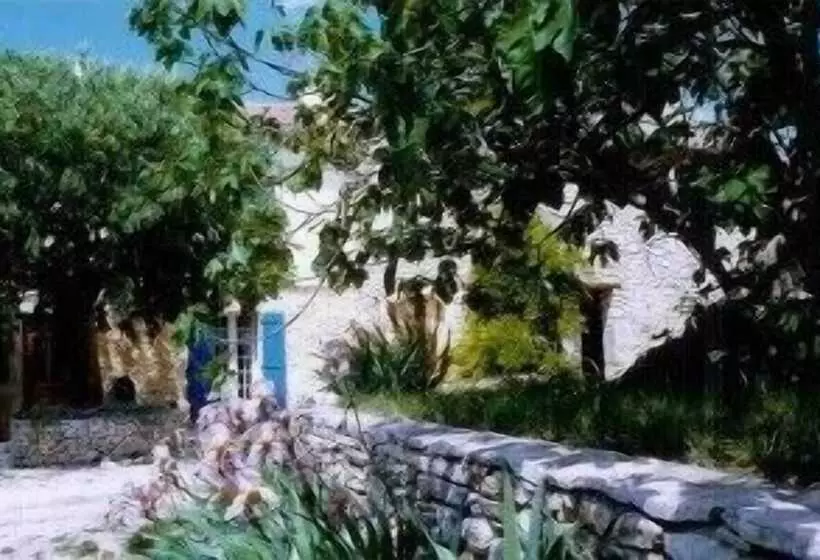 ベッドアンドブレックファースト Gîte Des Figourières