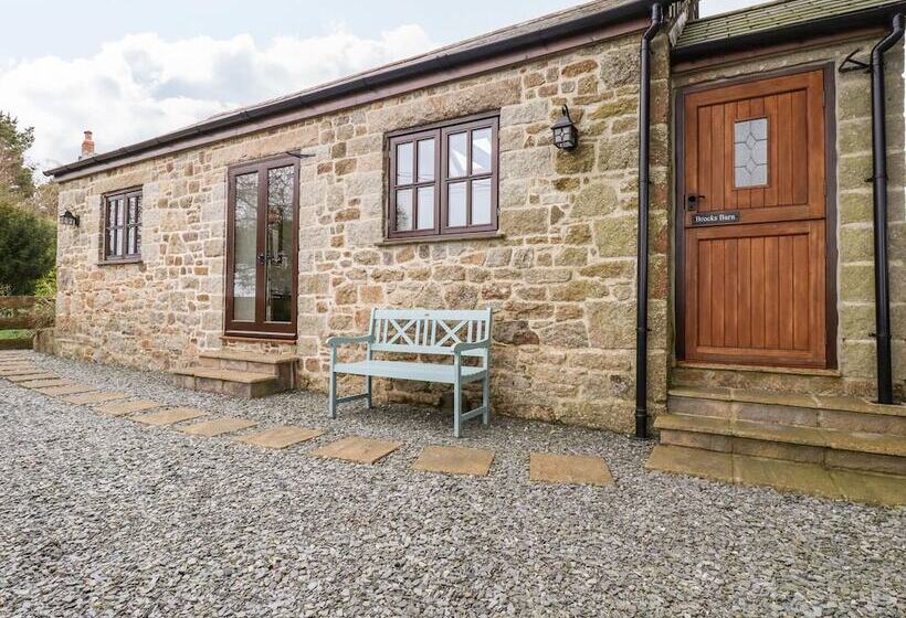 Brocks Barn