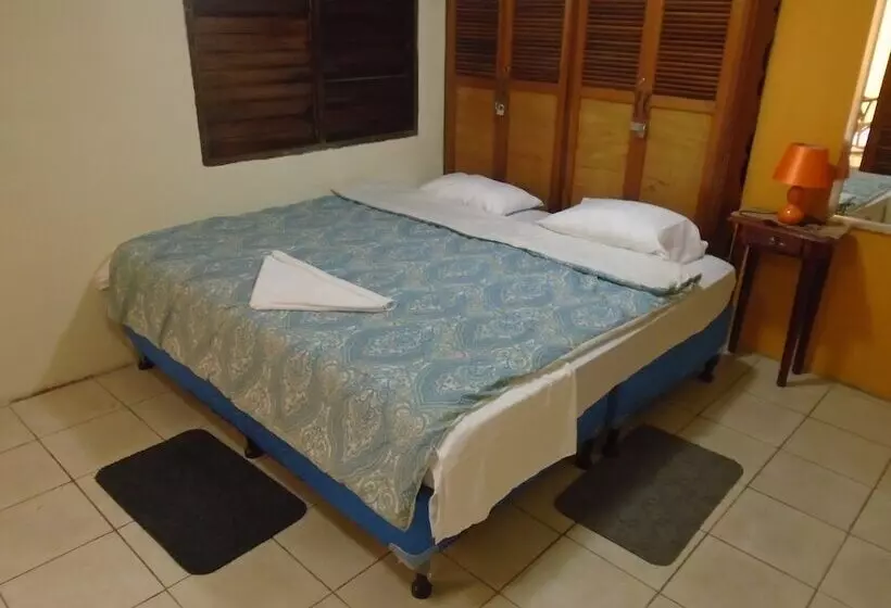 Cardenas Hostal