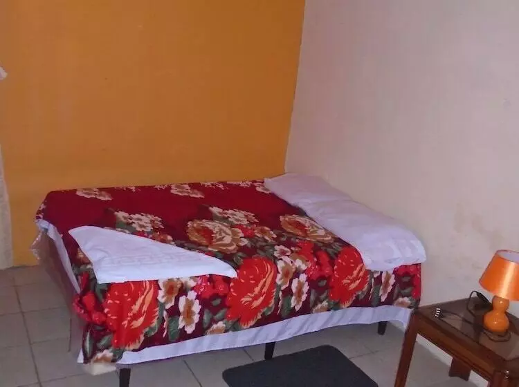 Cardenas Hostal