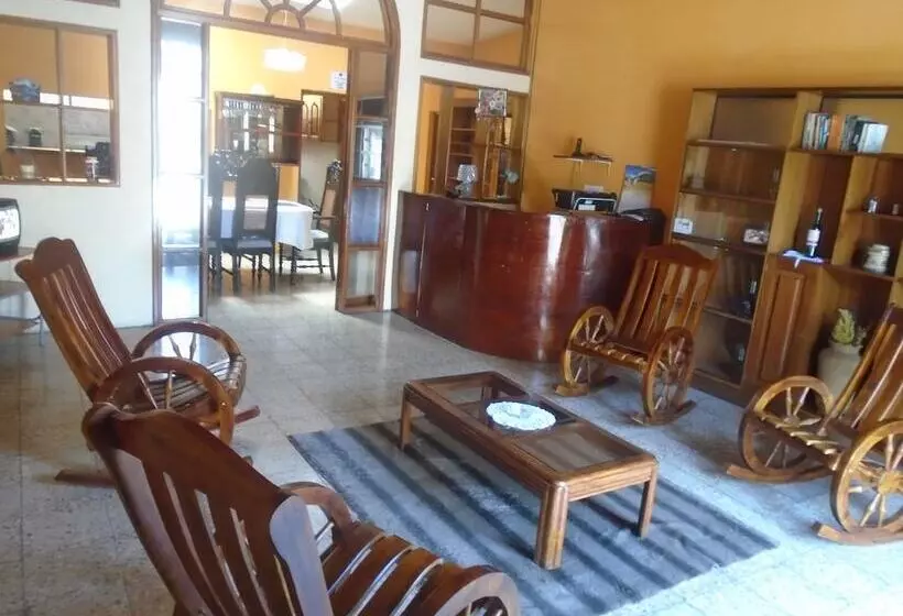 Cardenas Hostal