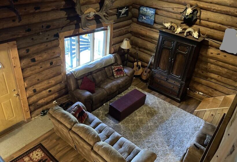 Cloudberry Cabin