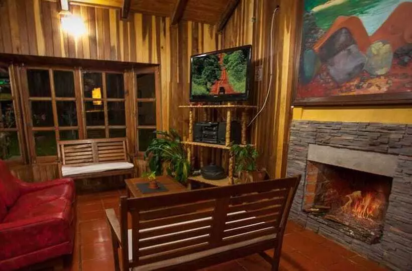 Hotelli Cabañas Don Charles