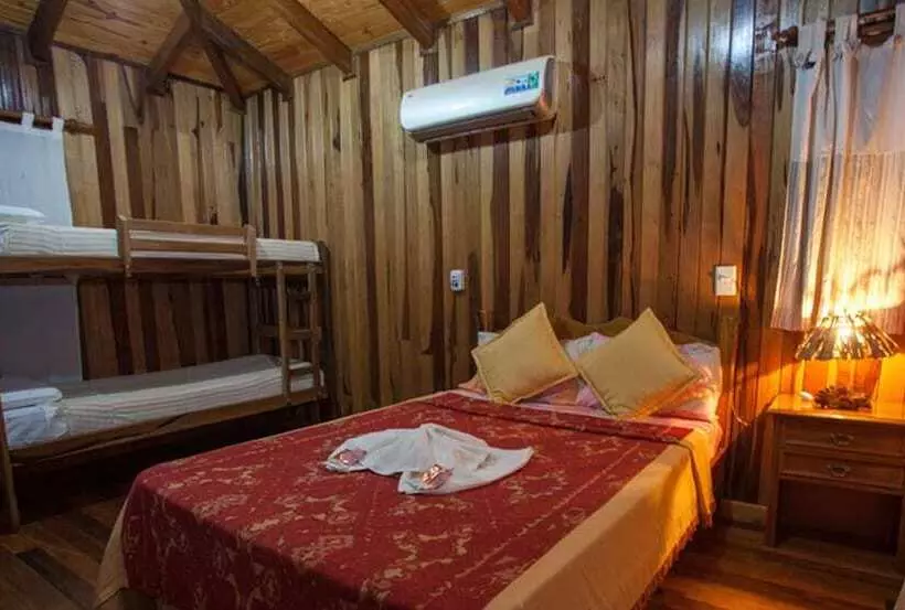 Hotelli Cabañas Don Charles