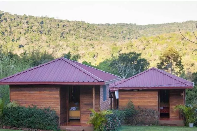 Hotelli Cabañas Don Charles