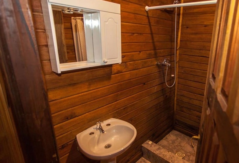 Hotel Cabañas Don Charles