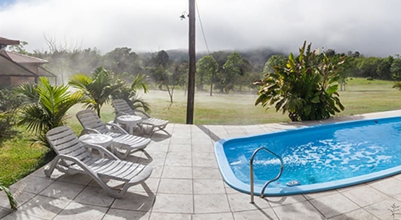 Hotel Cabañas Don Charles