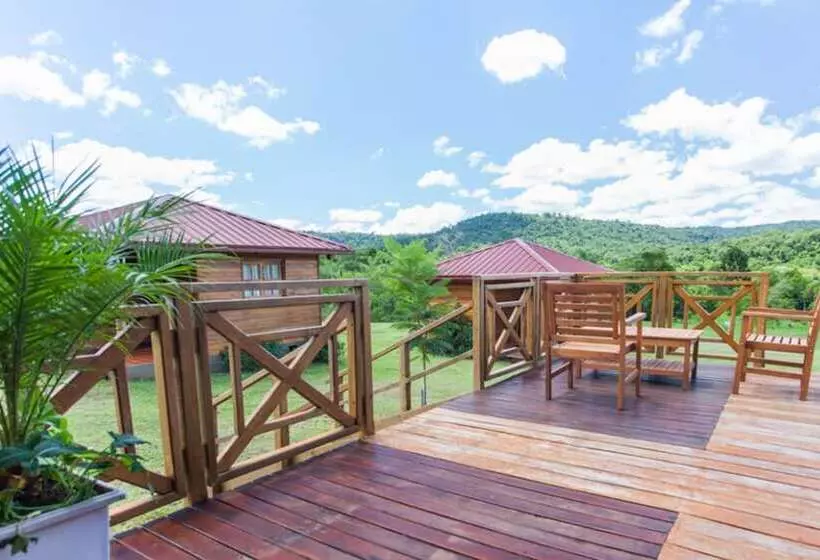 Hotelli Cabañas Don Charles