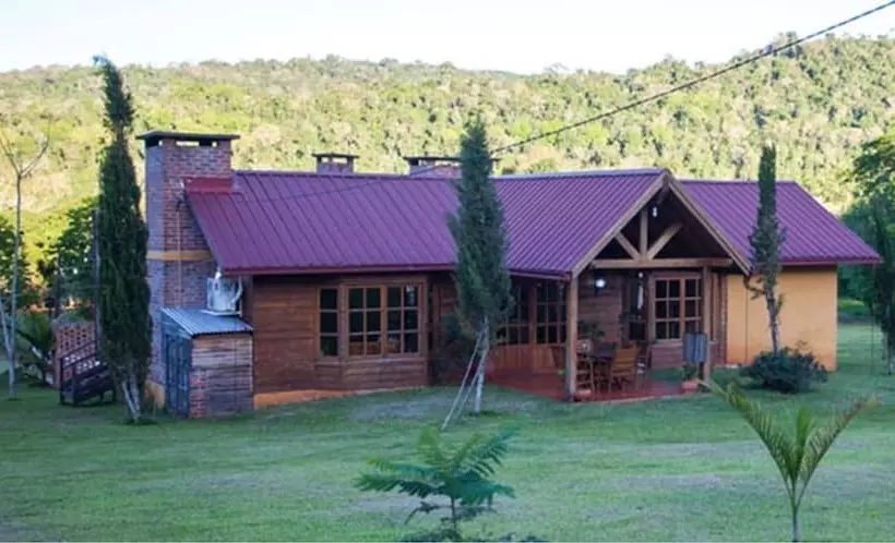 Hotelli Cabañas Don Charles